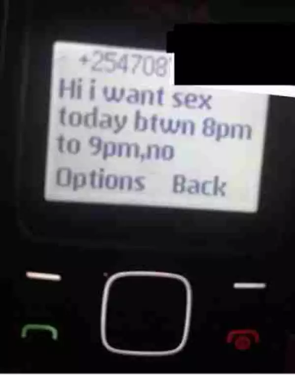 Man Exposes Ex-Girlfriend Begging Him For Sex